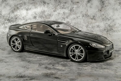 Aston Martin models Bild 1