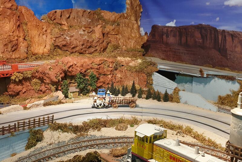 Vanishing Point Valley - 1:32 Slottrack Bild 3