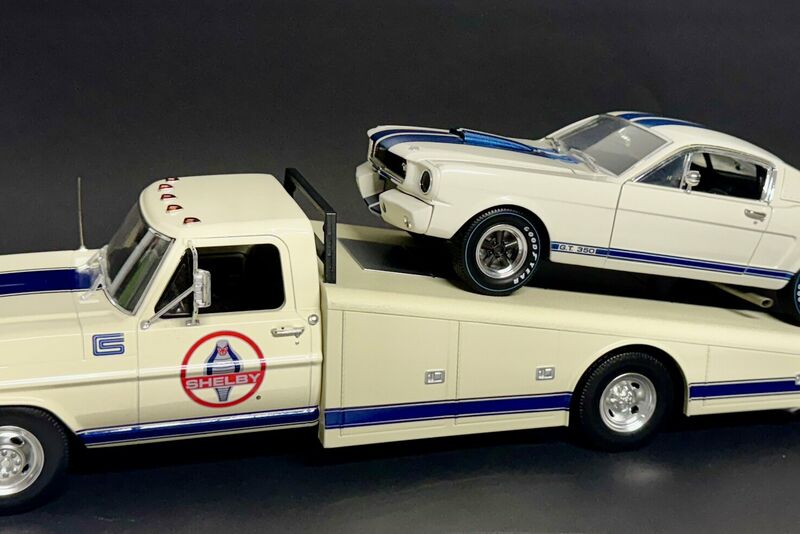 Mustang Präsentationen/Dioramen Bild 5