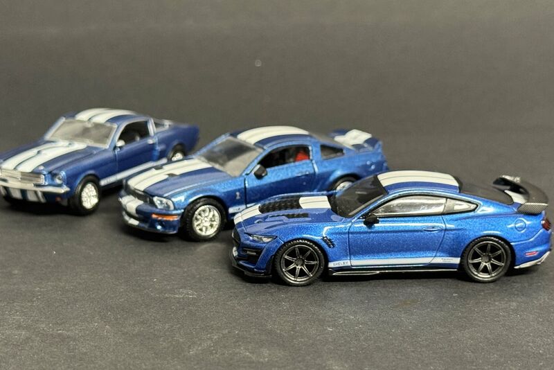 Mustang Präsentationen/Dioramen Bild 33