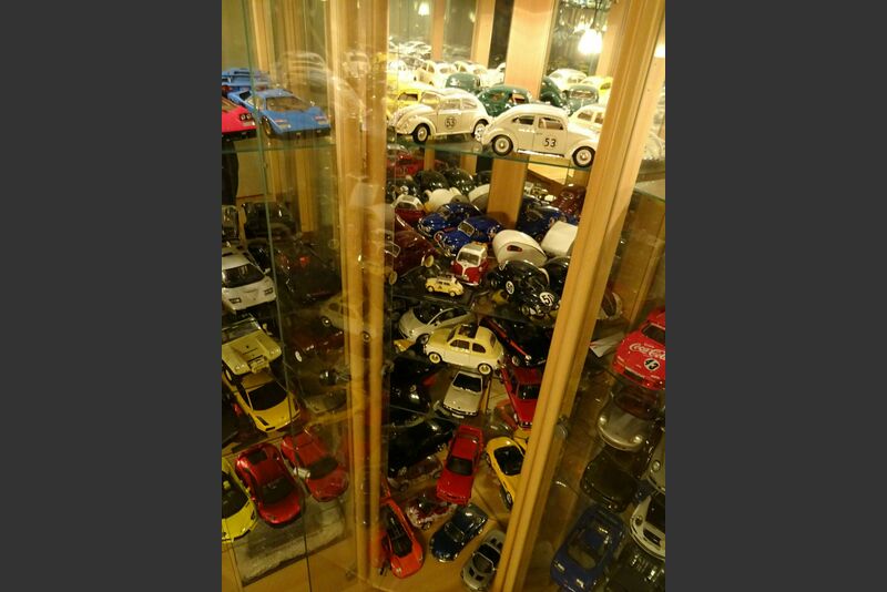 Übersicht Sammlung / Vitrinen Bild 22