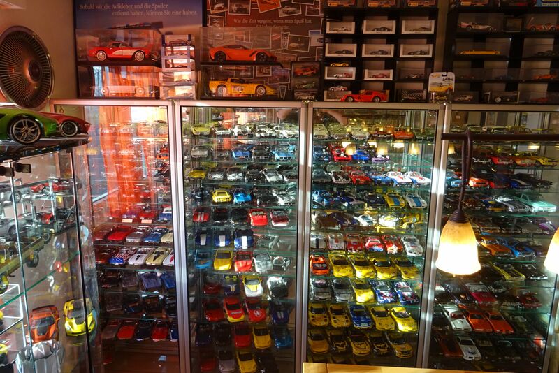 Übersicht Sammlung / Vitrinen Bild 38